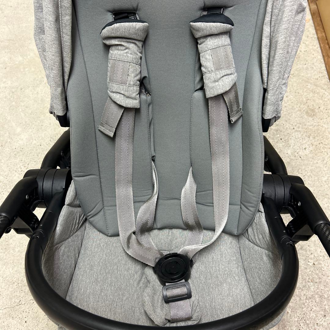 極美　cybex サイベックス　メリオ　カーボン　ソーホーグレイ