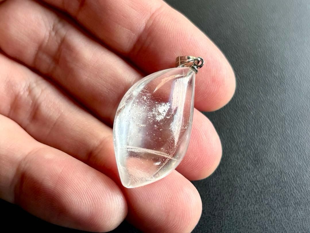 究極品質　ヒマラヤ幻の聖山　オールドカイラス水晶のペンダントトップ　8g