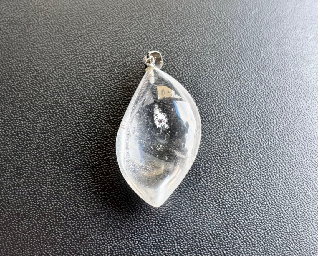 究極品質　ヒマラヤ幻の聖山　オールドカイラス水晶のペンダントトップ　8g