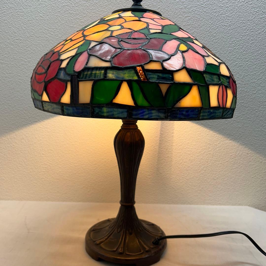 お値下げ‼️美品 ステンドグラスランプ