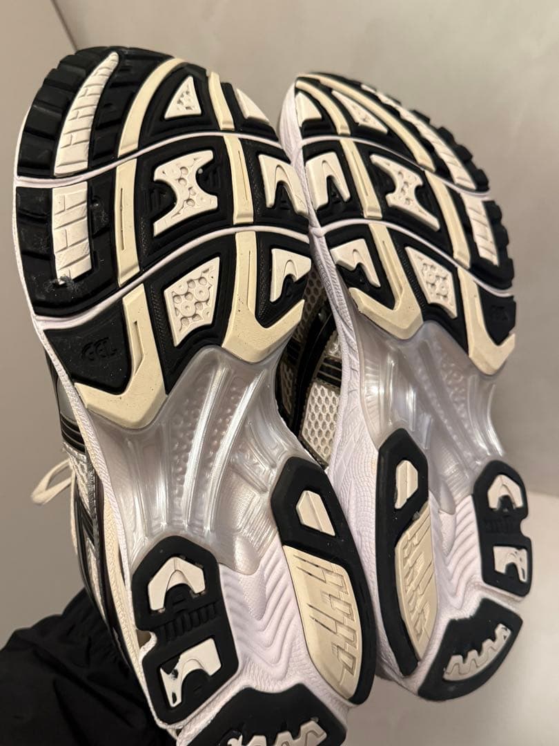 靴 Asics Gel-Kayano 14 \"Cream/Black\"