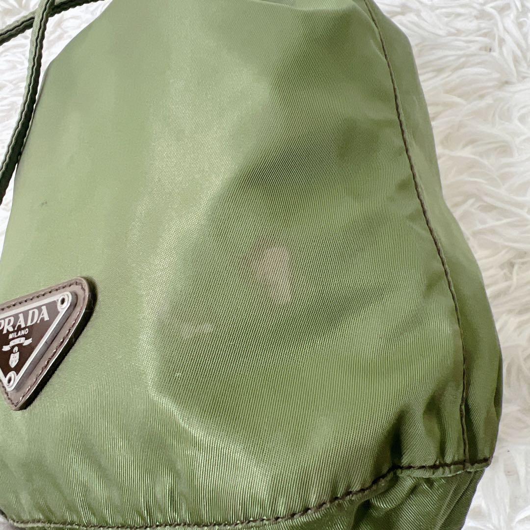 バッグ PRADA Khaki Nylon Drawstring Pouch Y2K