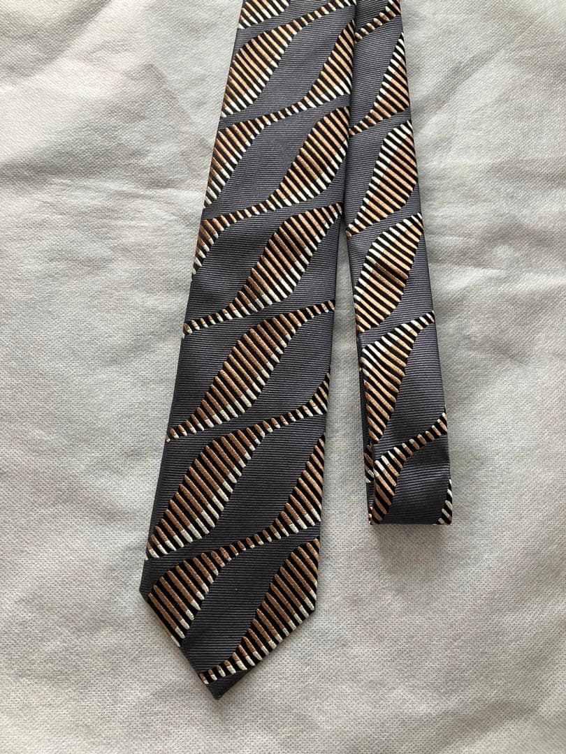 Holliday & brown ウェーブ柄 ジャカード ネクタイ