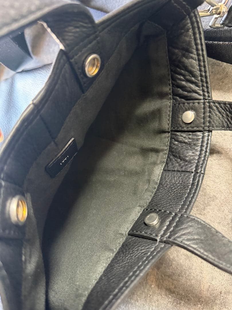 itti レザーヘルメットバッグ