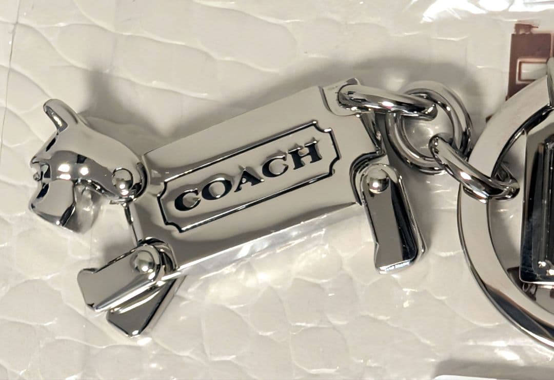 COACH ドッグ モチーフ キーホルダー