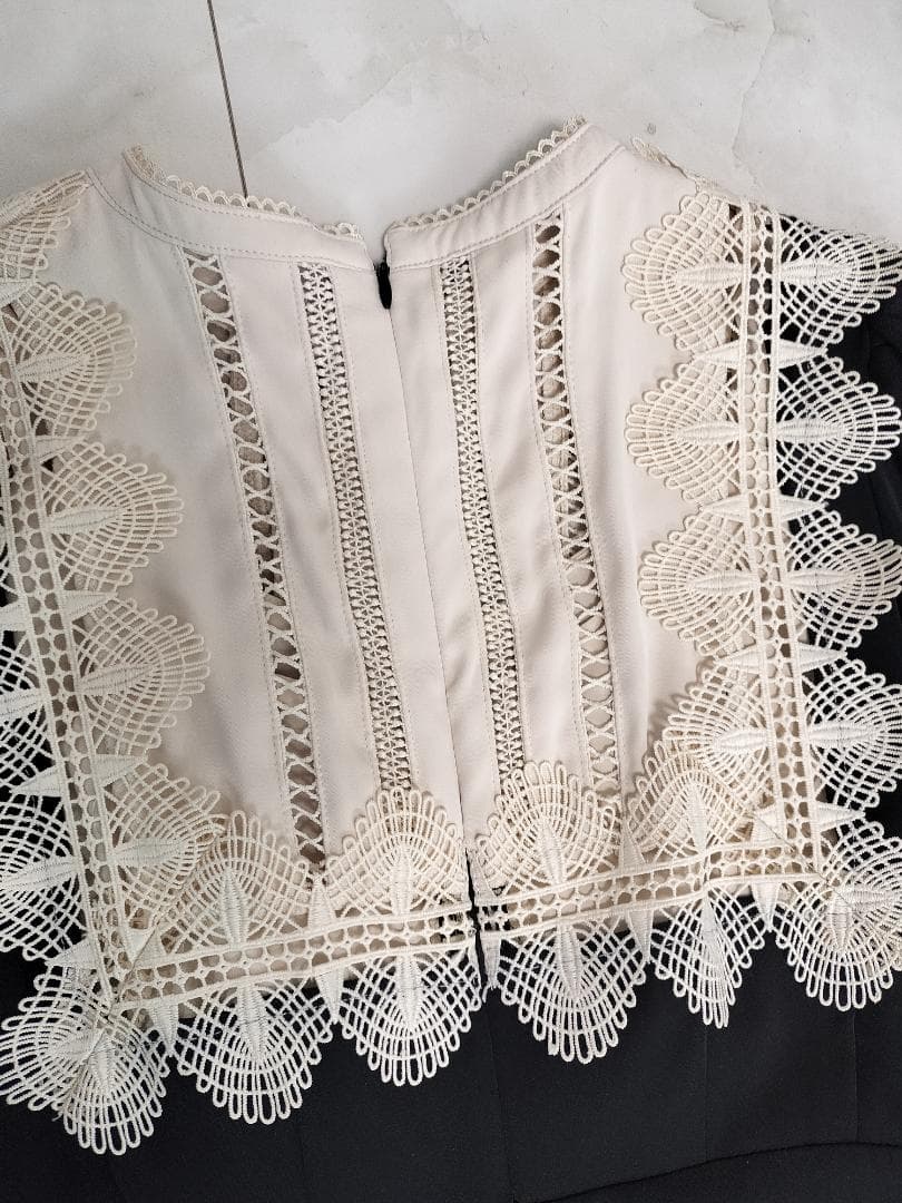 her lip to『Le Grand Midi Dress』