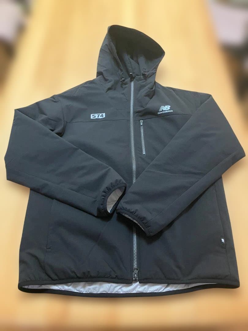 ニューバランス 中綿ジャケット PADDED FULL ZIP HOODIE