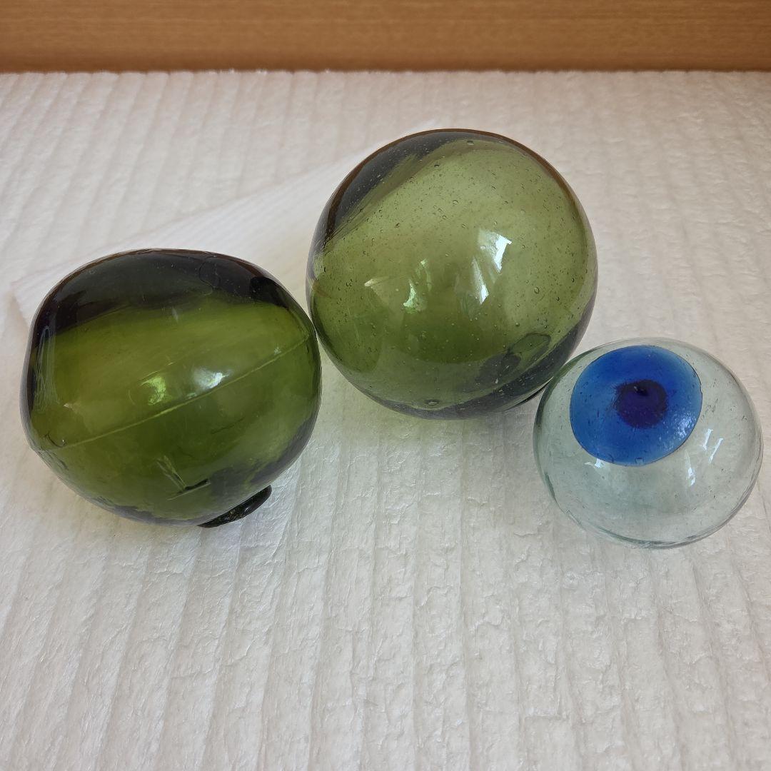 ガラス浮き玉 緑２ 青ボタン