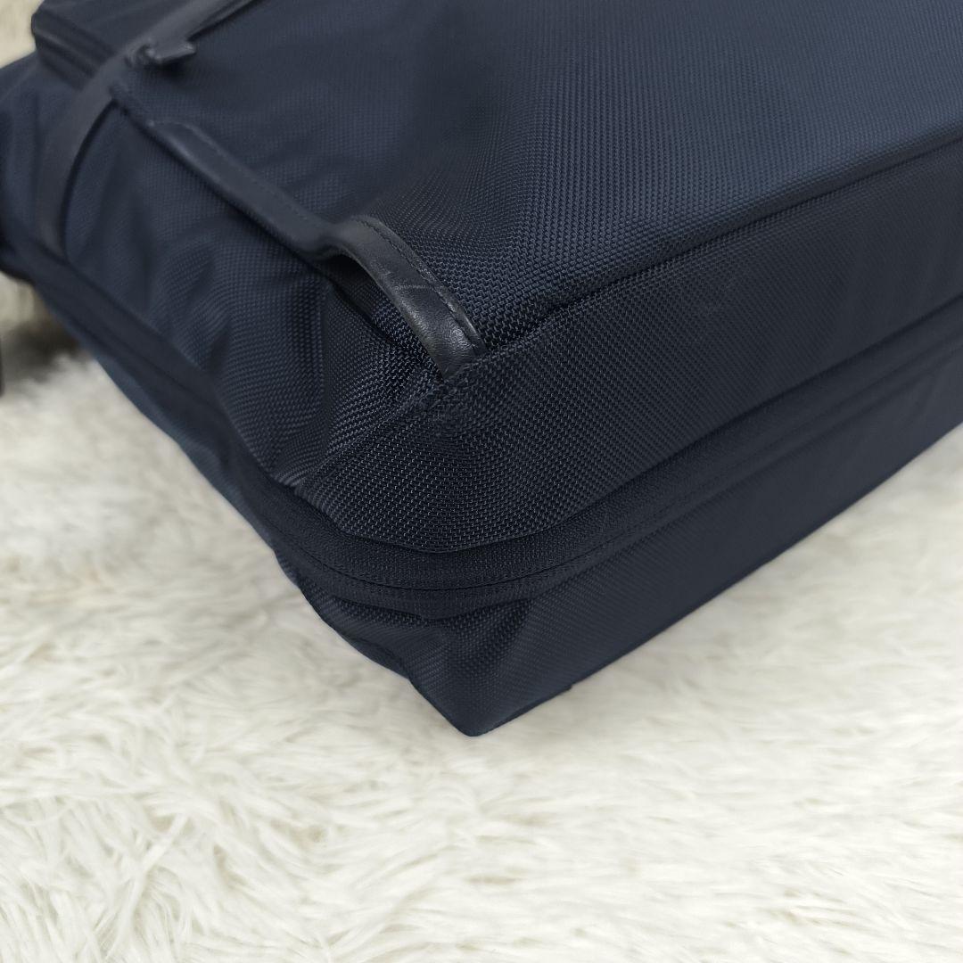 極美品✨ トゥミ シップス 別注 アルファ3 トートバッグ 1層 B4可 紺