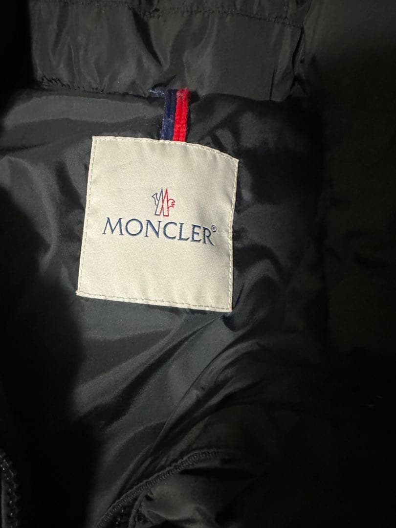 Moncler ロングダウンジャケット ブラック