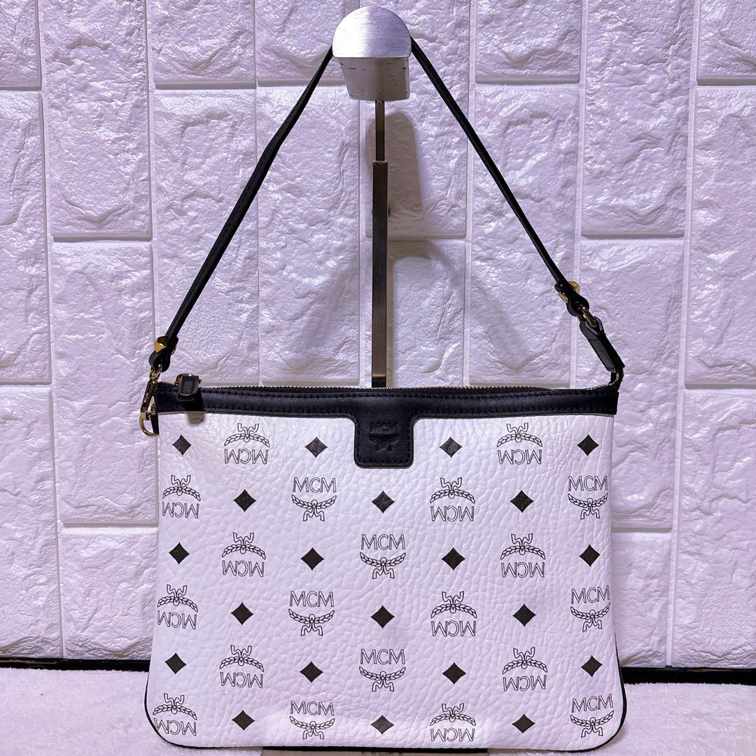 激レア【未使用】MCM アクセサリーポーチ ヴィセトス柄 レザー ゴールド金具