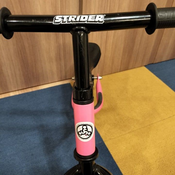 【正規品】STRIDER（ストライダー）12インチ ピンク／約2年使用・美品