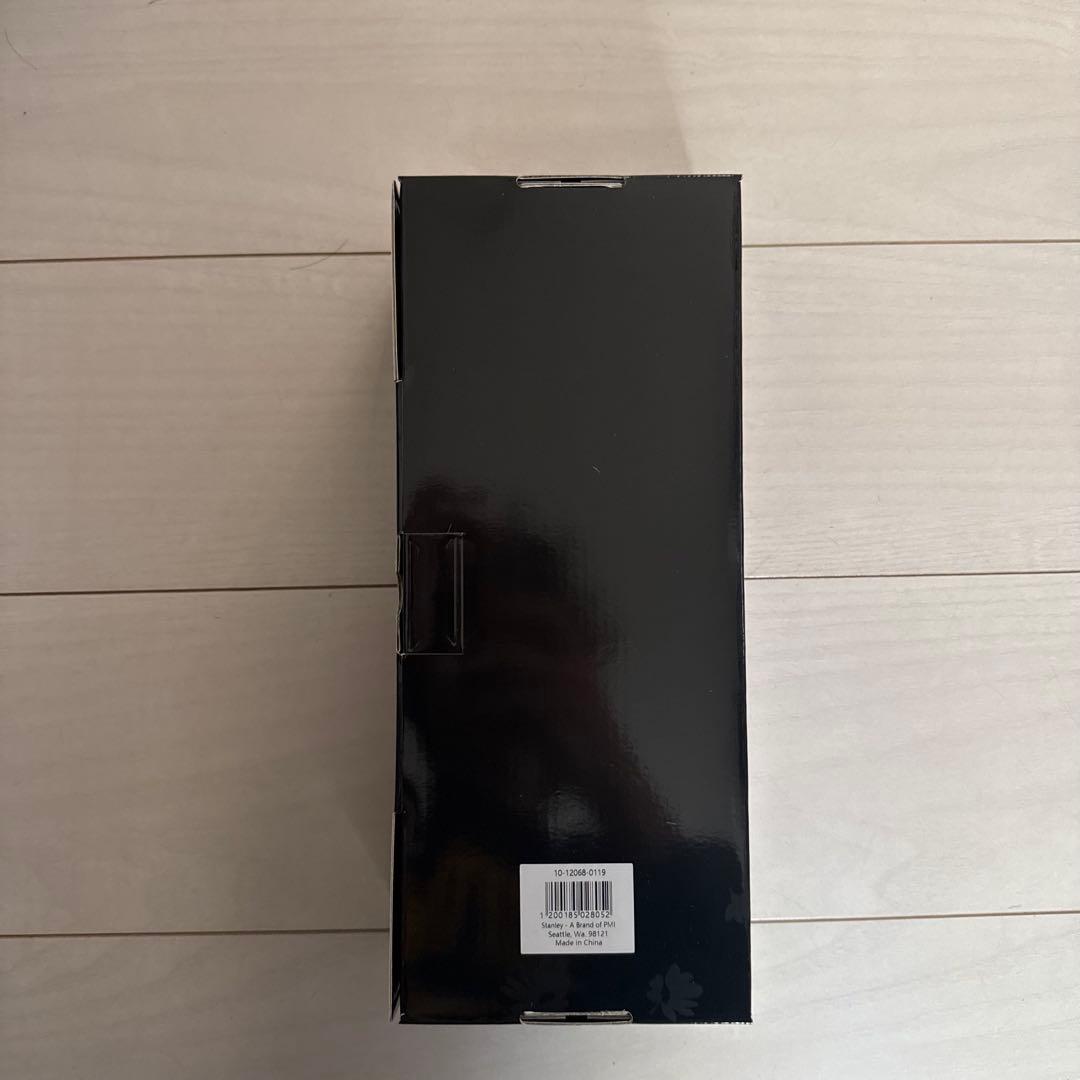 新品未使用 Stanley1913 x JENNIE スリムラックスボトル