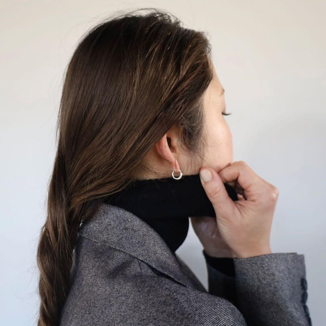 【新品未使用/同時購入¥2,000引】peauフープピアス/ホワイトゴールド