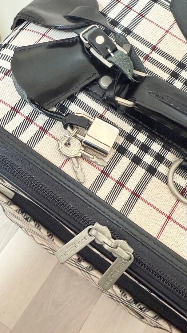 【値下げ交渉可】BURBERRY バーバリー キャリーケース ノバチェック
