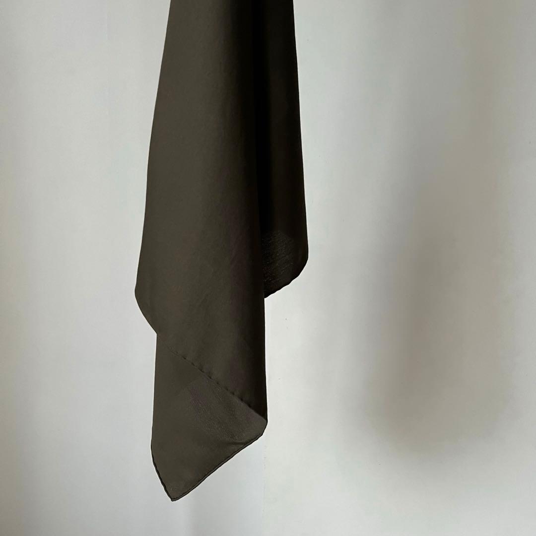 【Sale】 THE ROW Square Scarfコットン オリーブ