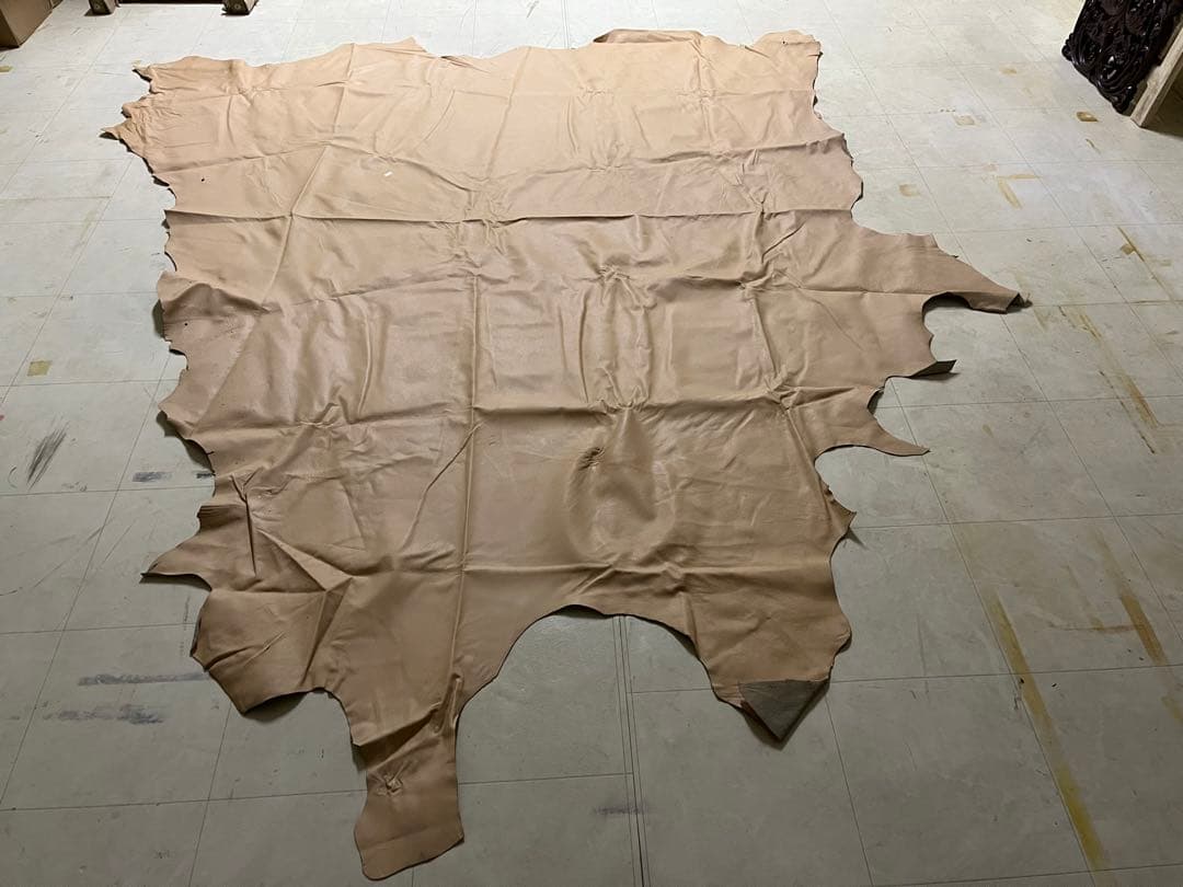 牛皮の絨毯
