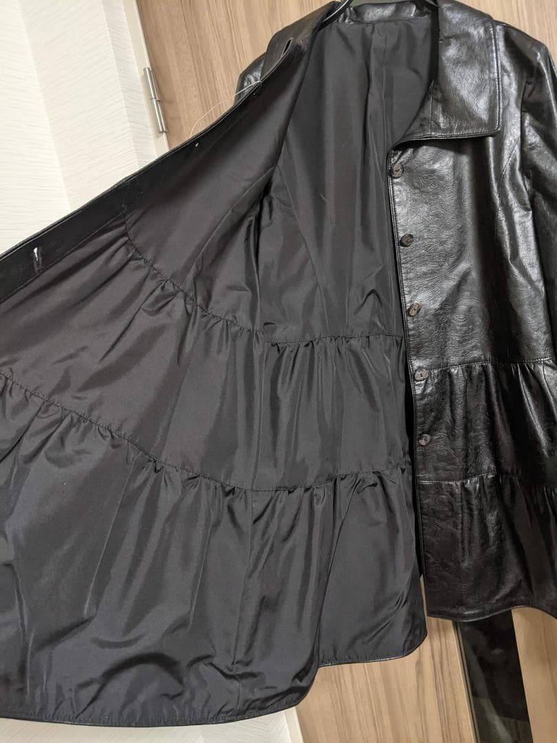 189　新品未使用タグ付　超軽量　鹿革　リアルレザー　フリル　ロングコート