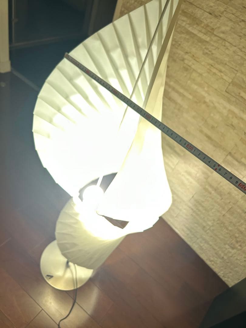 ACTUS アクタス ホワイト スパイラル フロアスタンドライト