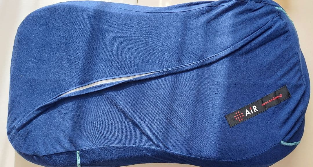 エアー4DX ピロー　Low 西川