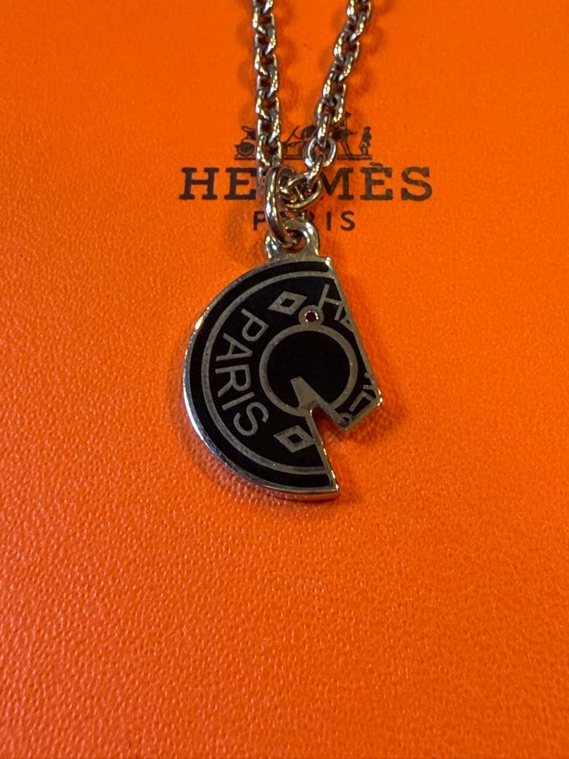 HERMES カルーゼル ネックレス 黒