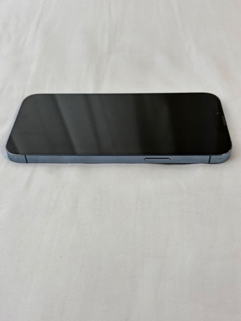 B*i様 iPhone 13 Pro MAX 背面ひび割れ