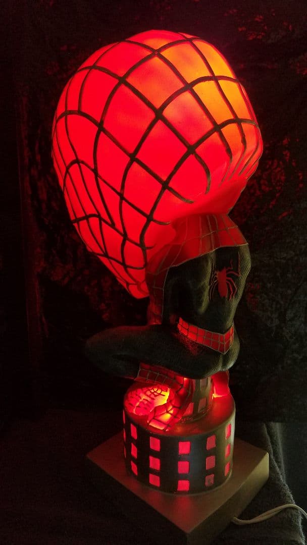 スパイダーマン　フィギュア スタンド照明