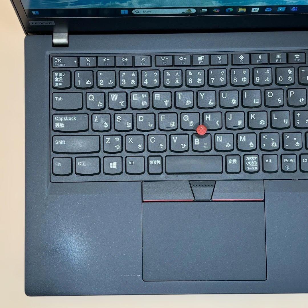 美品 Lenovo ThinkPad i5第8世代 8GB SSD256GB