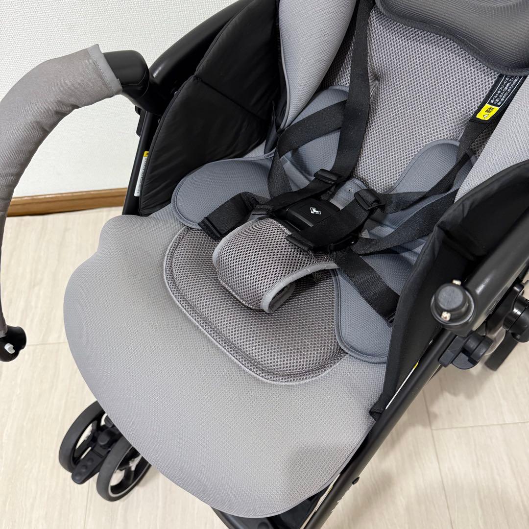 【極美品】アップリカ ラクーナクッションAF ベビーカー