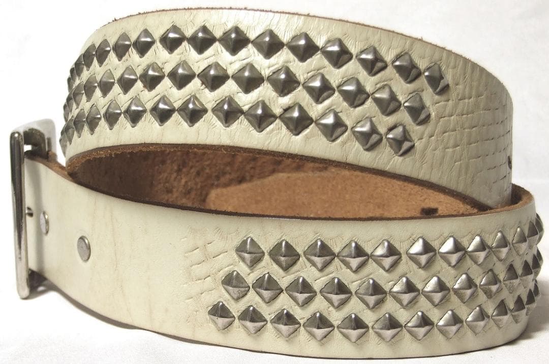 HTC ピラミッド・スタッズベルト【32】希少WHTレザーモデル！新同極美品