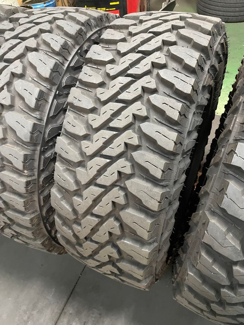 ヨコハマ⭐︎ジオランダーM/T285/70R17⭐︎4本セット