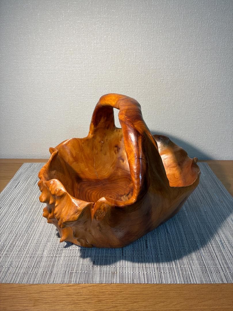 096杉 天然木 くり抜き 一刀彫 木彫 かご バスケット