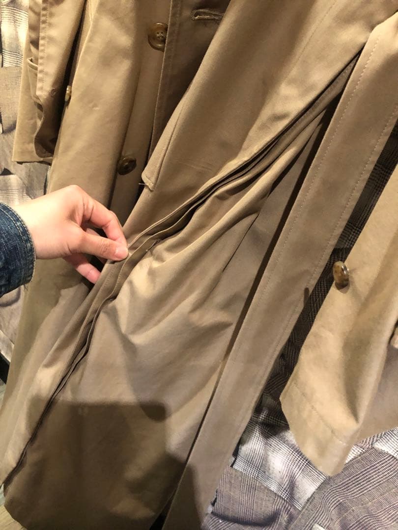 ジャケット・アウター stein / DEFORMATION TRENCH COAT(BEIGE)