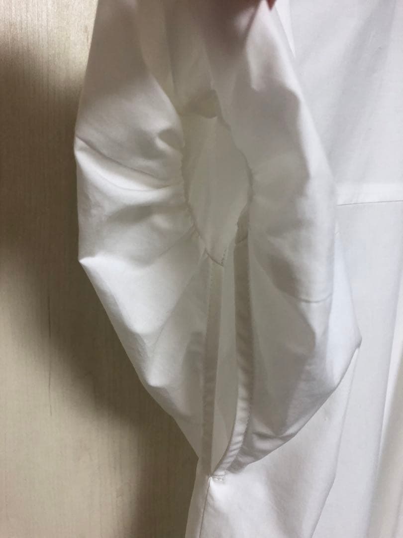 【未使用に近い】SLOBE IENA ホワイト 半袖シャツ フリーサイズ