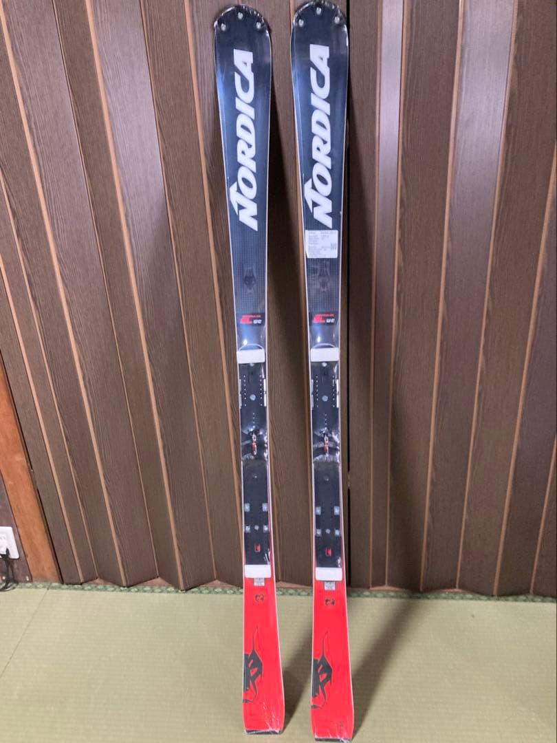 23/24 新品　選手用　ノルディカ　SLCW165㎝　板のみ　ピストンプレート