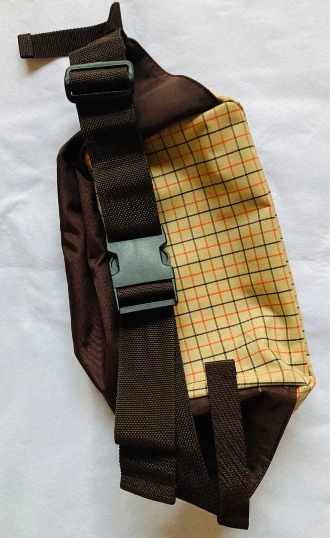 トーマス　バーバリー Burberry チェック柄 ボディバッグ・ウエストポーチ