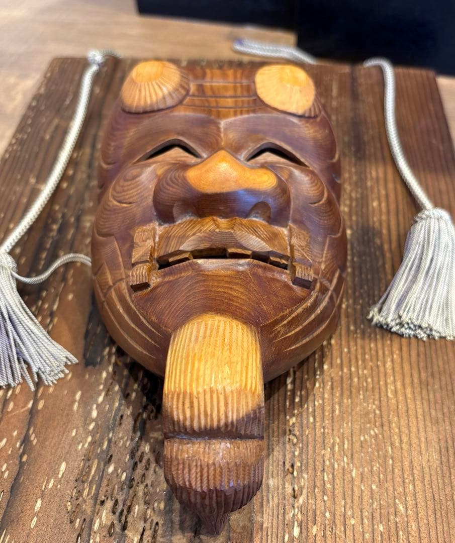 【良品・壁掛け可能です】木製 翁面　木彫り 刻山