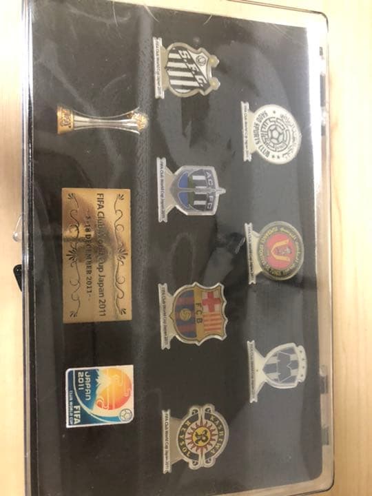 【限定品】FIFA クラブワールドカップ2011 チームエンブレム　ピンバッジ