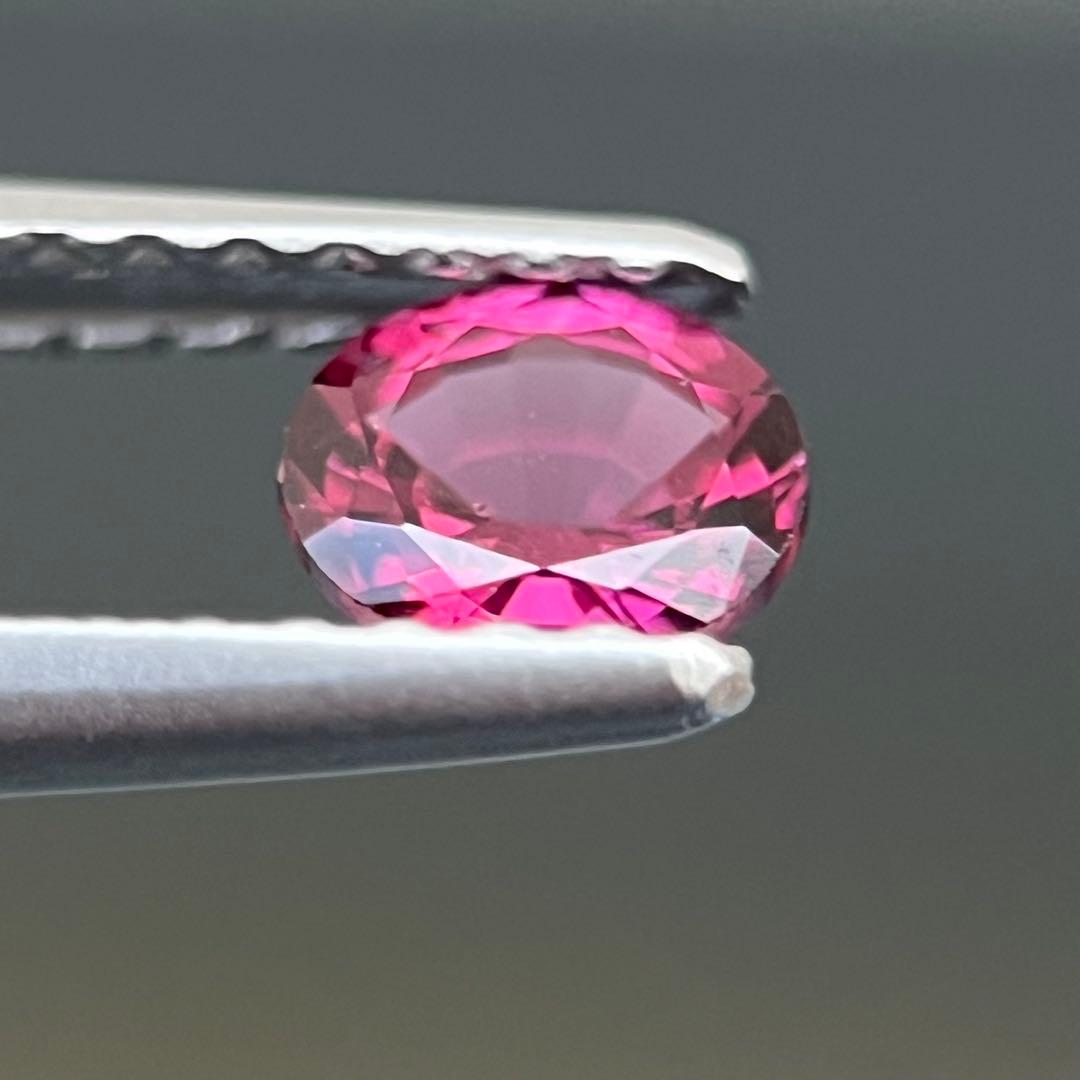 スリランカ産非加熱天然パープルスピネルルース