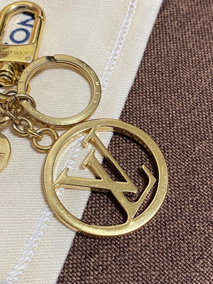 ルイヴィトン LV サークル キーリング キーホルダー ゴールド
