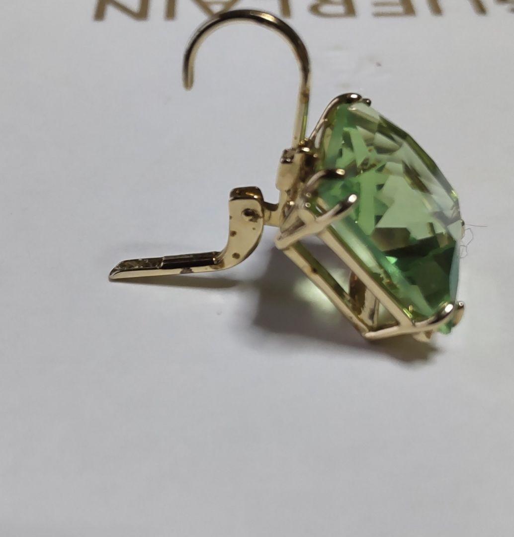 Swarovski Milleniaスクエアカットドロップ ピアス
