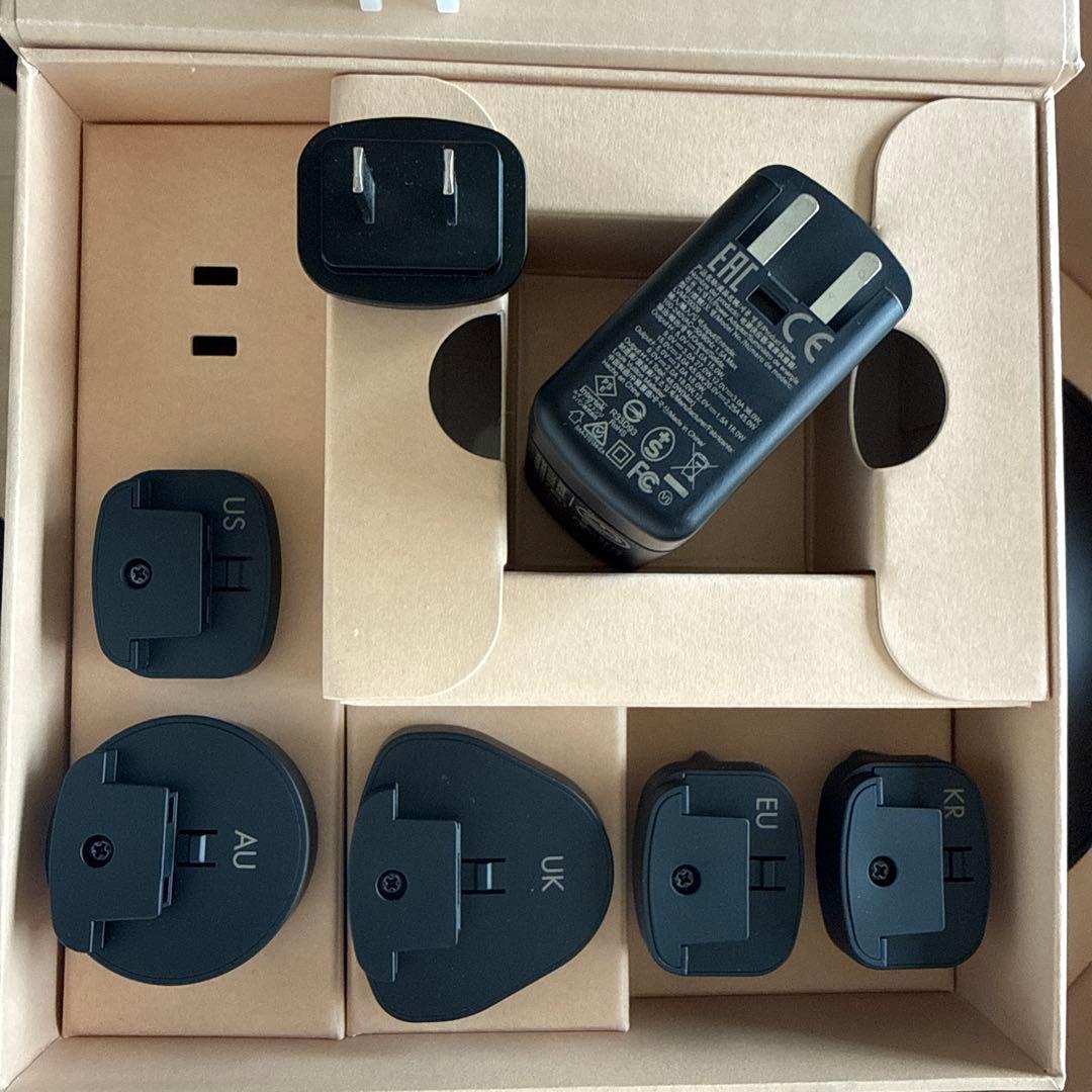 LOUIS VUITTON 充電器USBケーブル・スピーカーバッグ セット