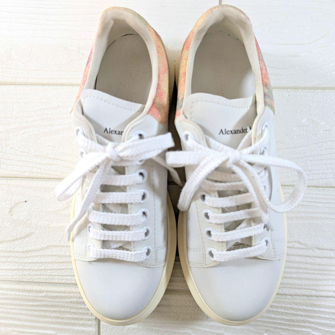 Alexandre McQueen 厚底 まだら模様グリッター入 白スニーカー