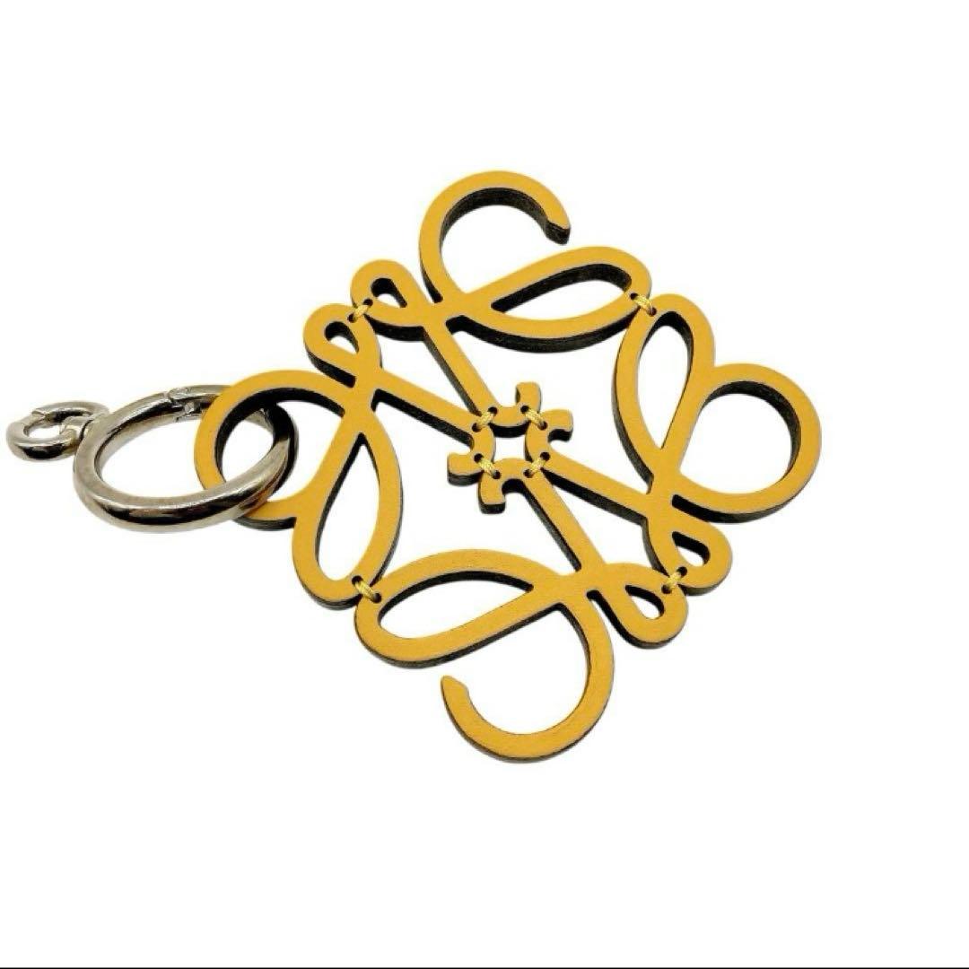 美品✨LOEWE ロエベ　アナグラム　チャーム　カーフ　オレンジ系　ブラック