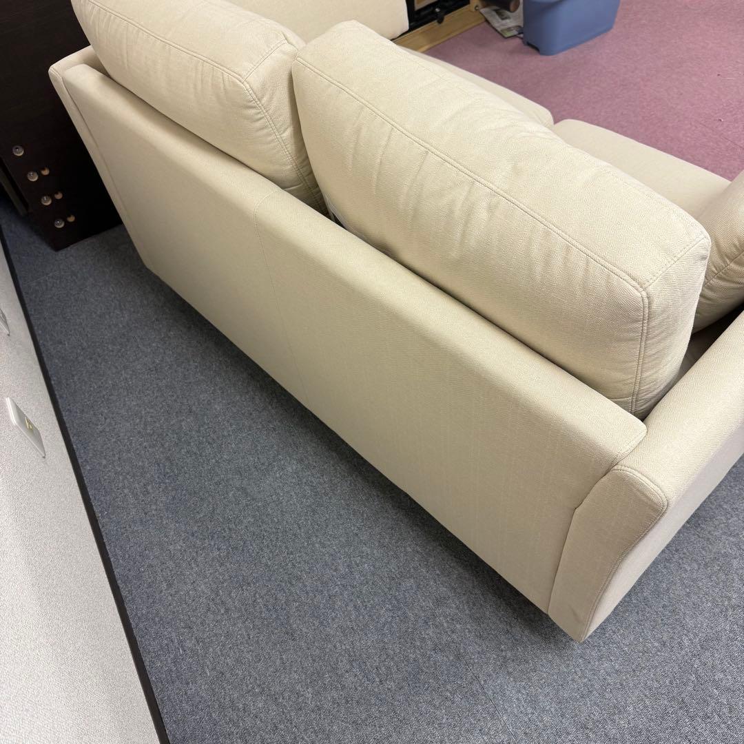【ほぼ未使用】ニトリ　クリーム　2人掛けソファ
