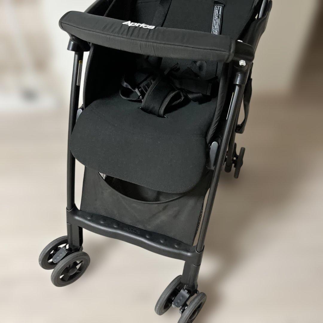 美品　アプリカ　Aprica マジカルエアー　グリーン