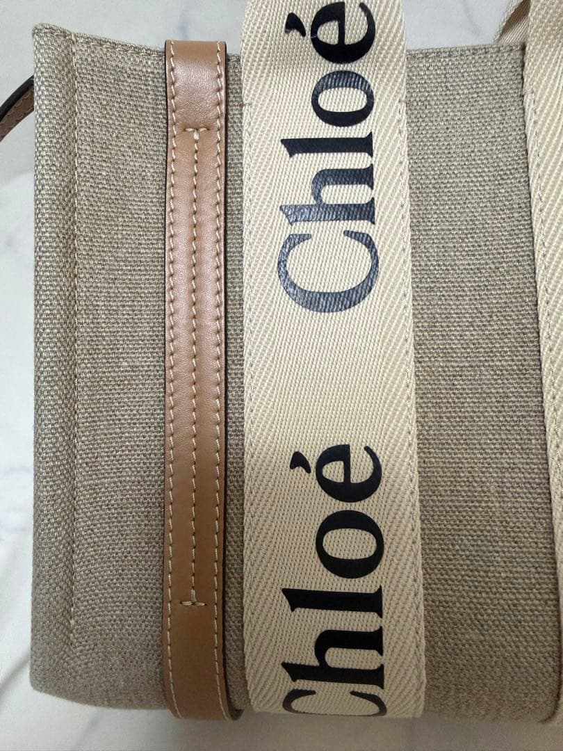 あま　Chloe WOODY SMALL トートホワイト✕ベージュ
