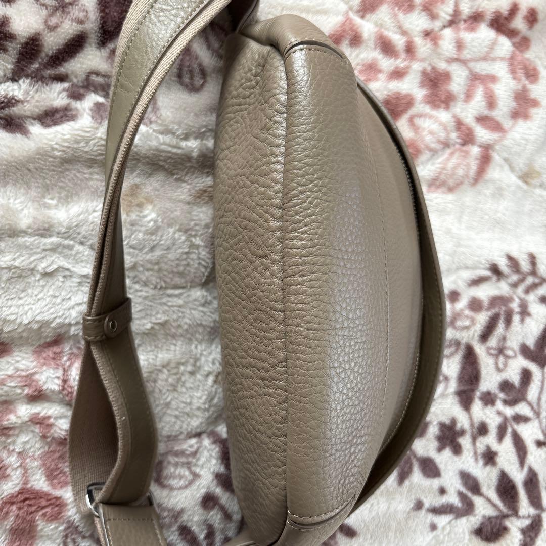 ペッレモルビダPELLE MORBIDA ボディバッグMaiden Voyage