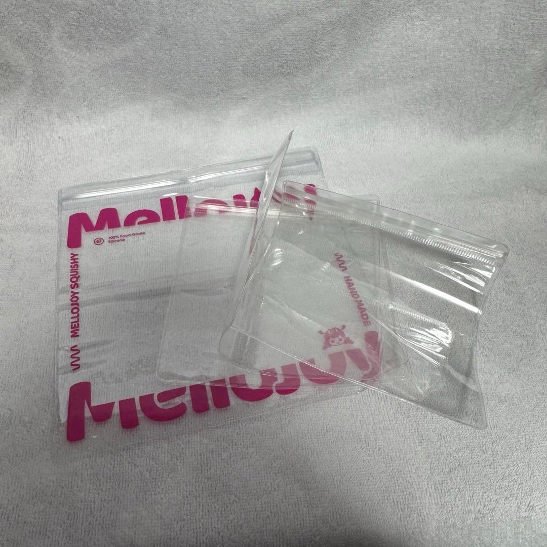 【美品】mellojoy メロジョイスクイーズ　4個セット　パウダー付き
