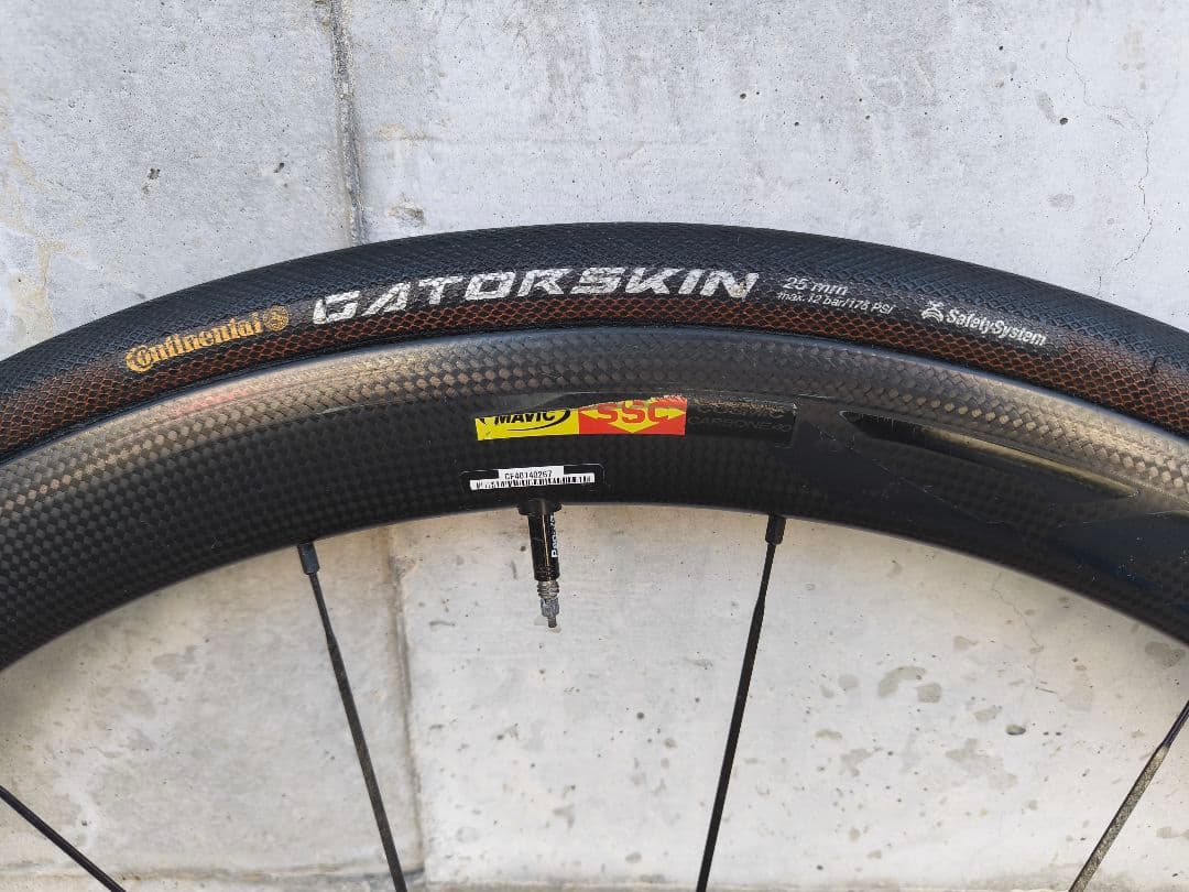 MAVIC COSMIC CARBON 40　チューブラーホイール